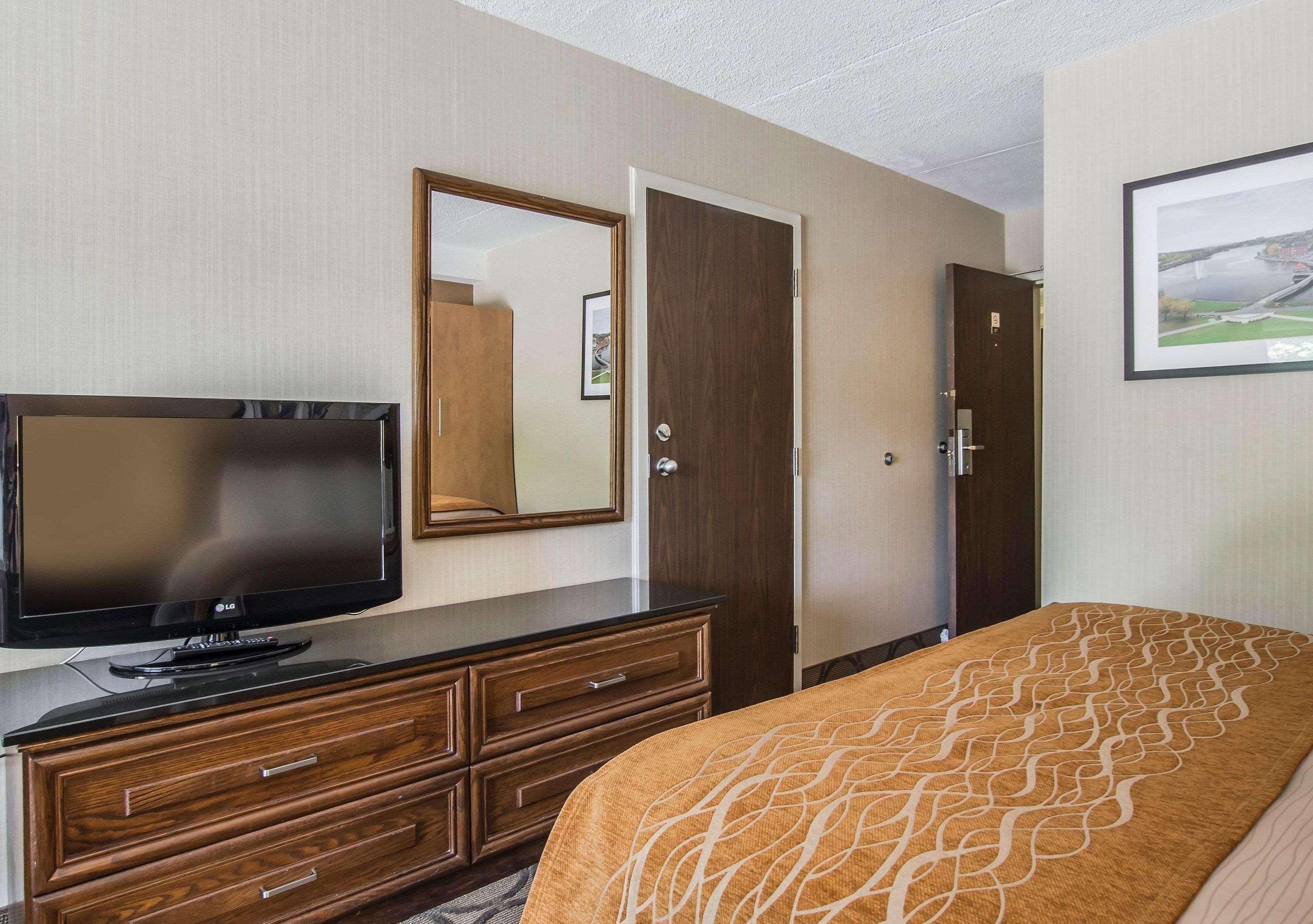 Comfort Inn Sherbrooke Esterno foto