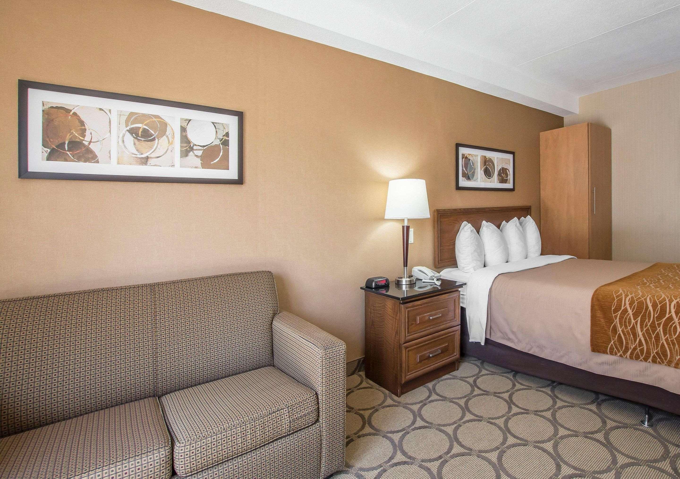 Comfort Inn Sherbrooke Esterno foto
