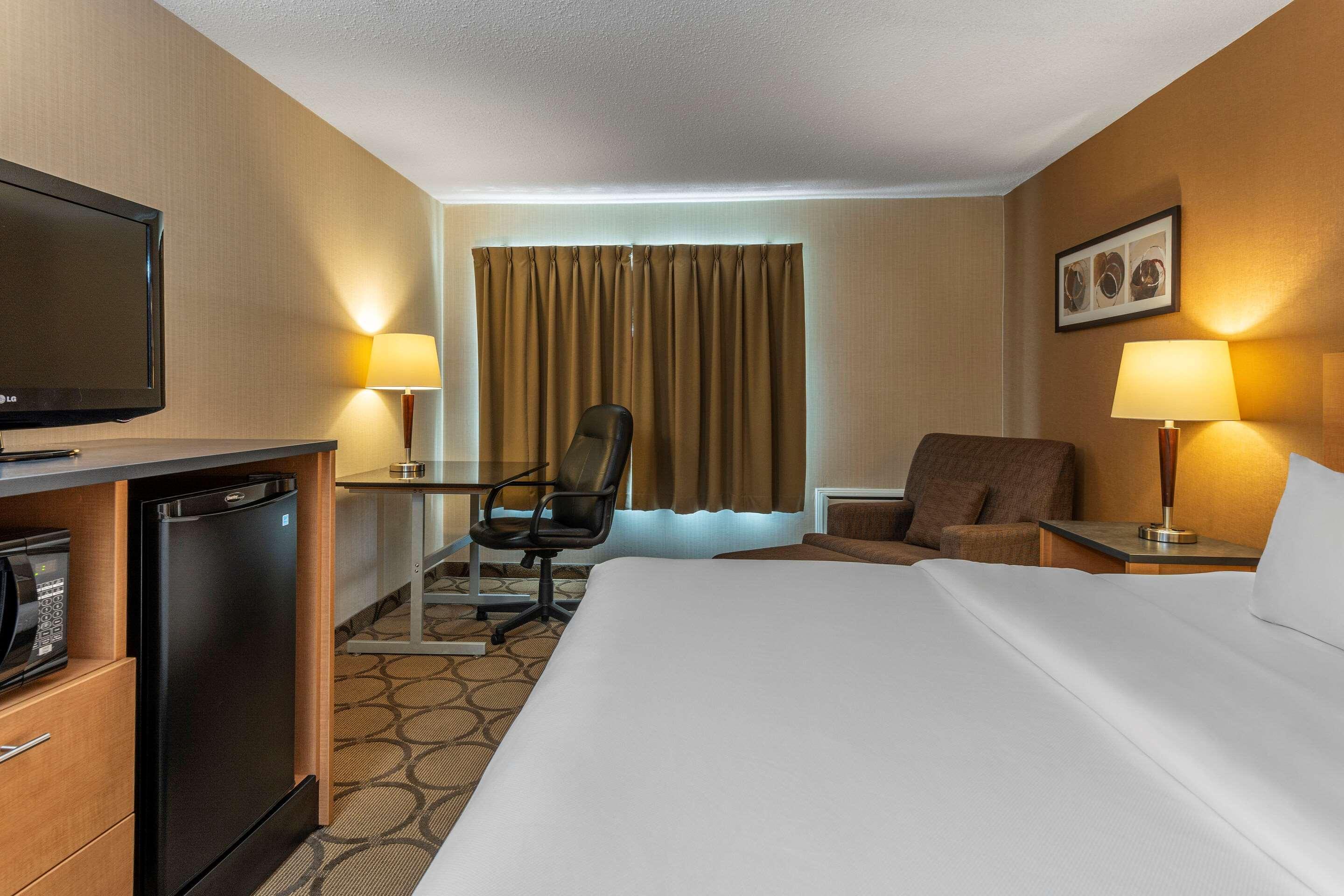 Comfort Inn Sherbrooke Esterno foto
